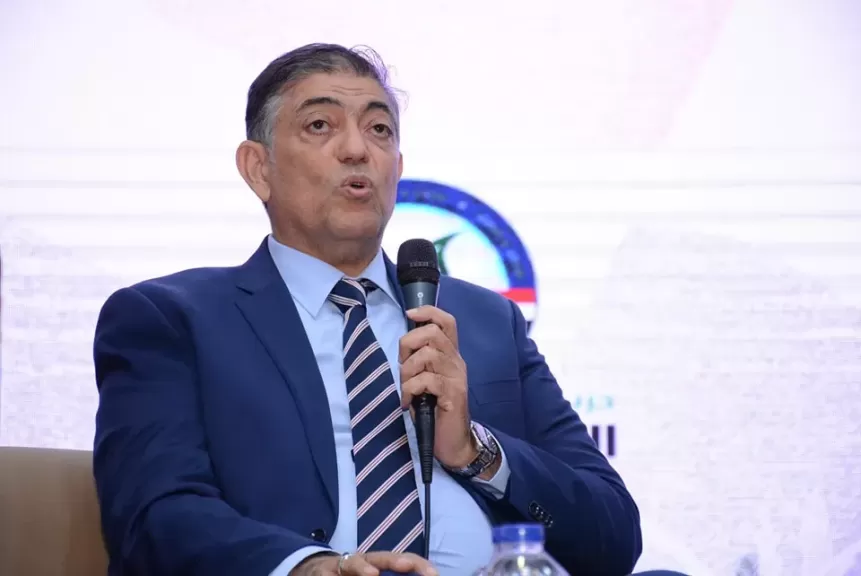 رئيس حزب الإصلاح والنهضة يعقد اجتماعًا مع لجنة إدارة الانتخابات لبحث الاستعدادات المقبلة