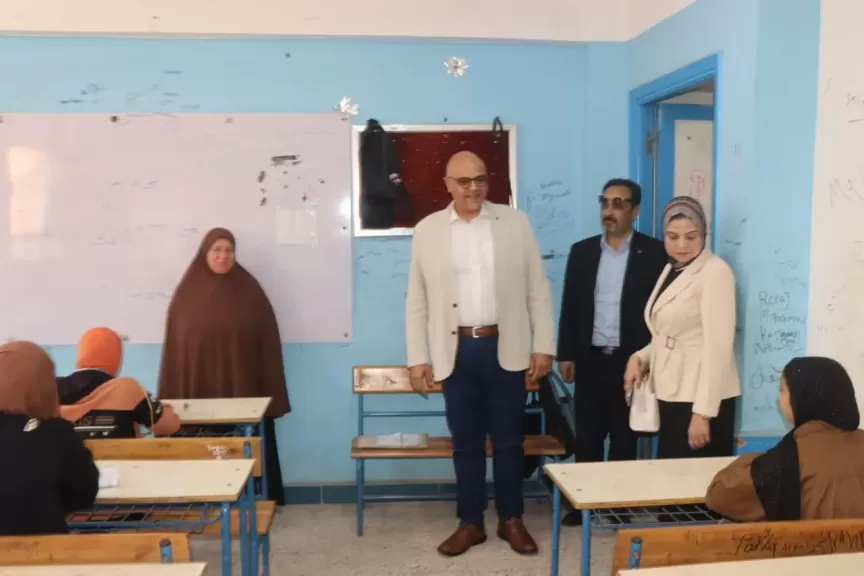 محافظ القليوبية: 120413 طالب وطالبة يؤدون امتحانات الشهادة الاعدادية داخل 446 لجنة في المحافظة