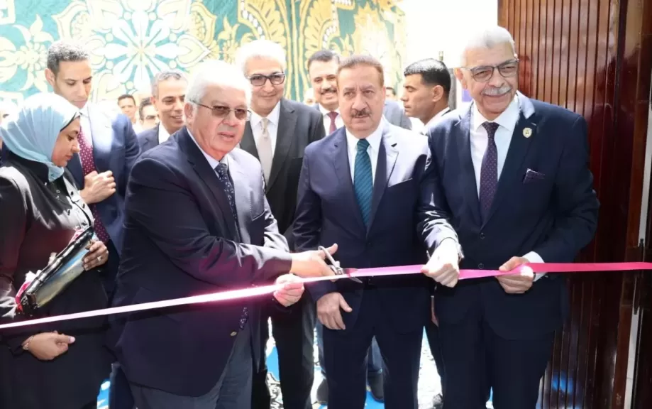 محافظ المنوفية ووزير التعليم العالي ورئيس الجامعة يفتتحون مركز الإختبارات الإلكترونية بكلية الحقوق