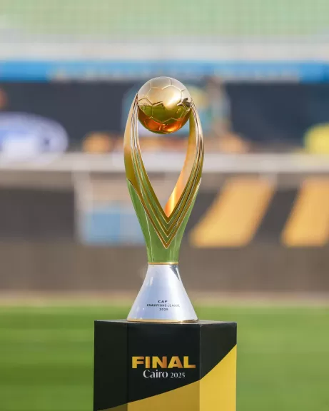 كأس دوري أبطال أفريقيا يزين ستاد الدفاع الجوي قبل مباراة بيراميدز وصن داونز
