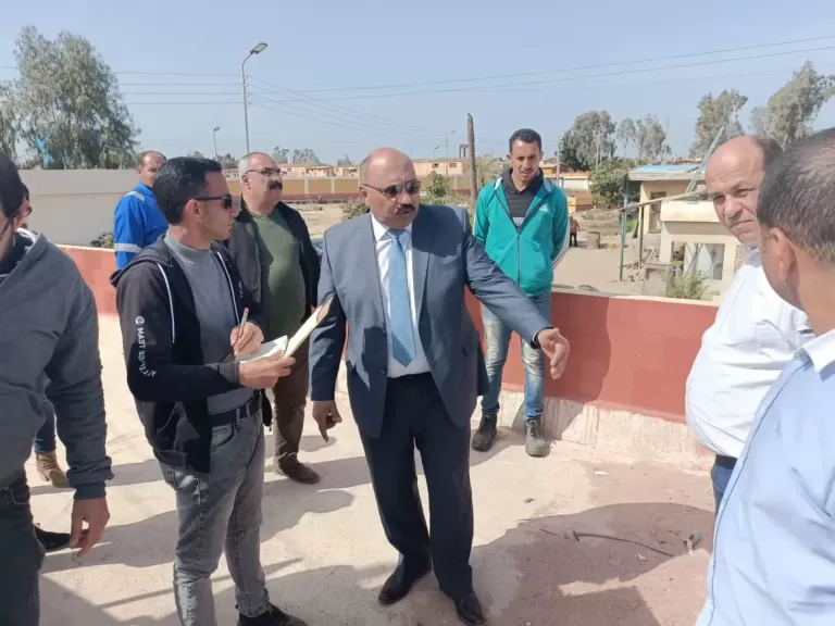 رئيس مياه القناة يفاجئ المحطات لمتابعة انتظام العمل استعدادا لعيد الأضحى المبارك