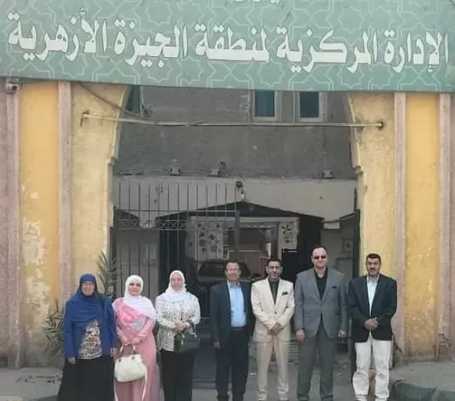 «عبدالغني» يوجه باستمرار متابعة أعمال امتحانات الثانوية الأزهرية بمنطقة الجيزة الأزهرية
