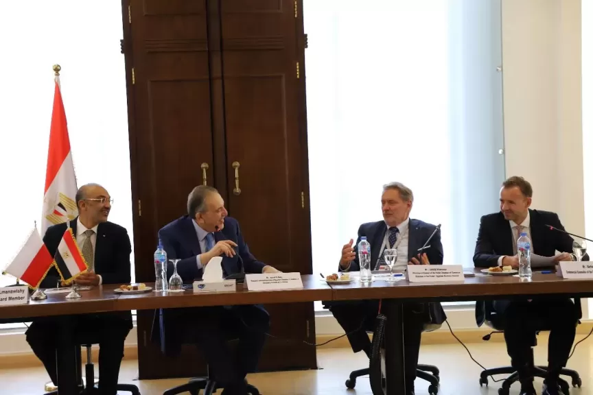 “غرفة الإسكندرية” تبحث سبل التعاون مع  وفدًا تجاريًا بولنديًا