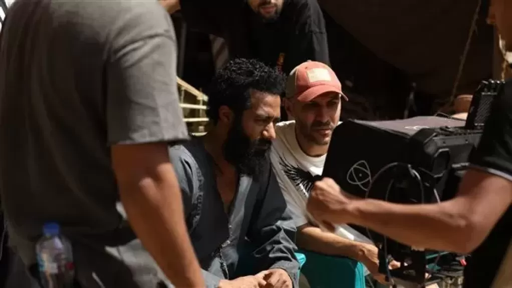 انتهاء تصوير 90% من مشاهد فيلم ”أسد” بعد عام من التحضيرات والمعاينات