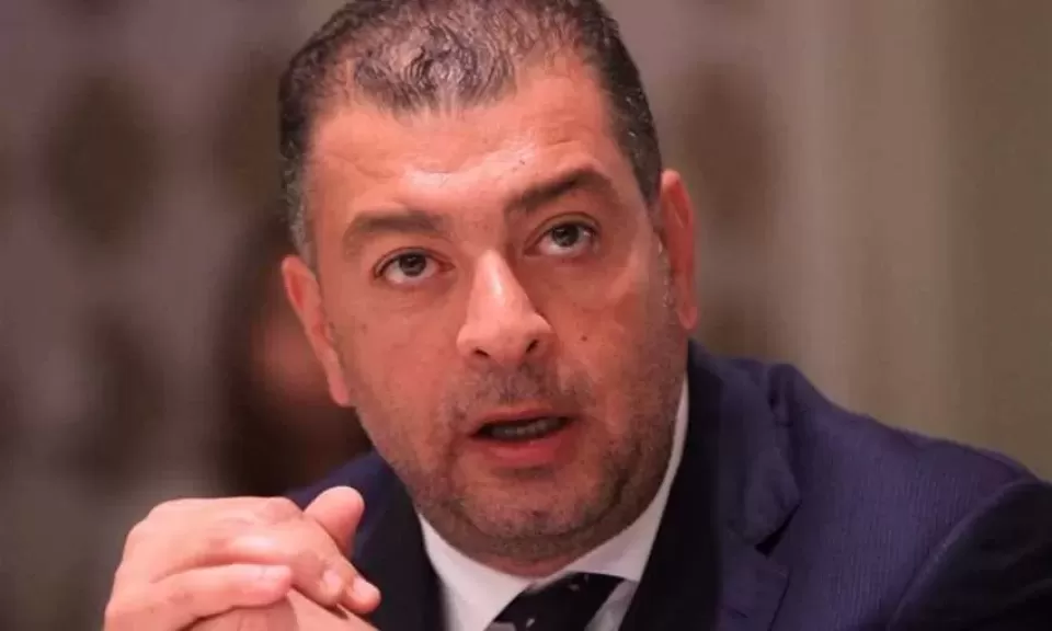 أحمد بلال يهاجم هاني شكري