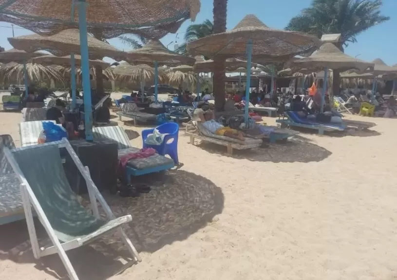 في ثاني أيام عيد الأضحى  اقبال كبير على شواطئ الغردقة