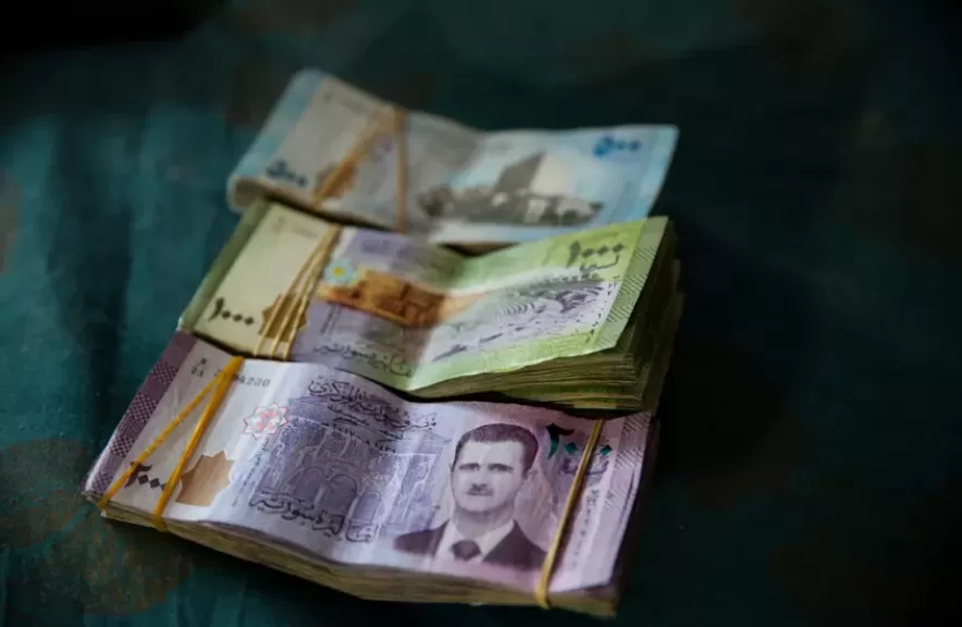 البنك المركزي السوري يلغي تراخيص أكبر شركتين للصرافة