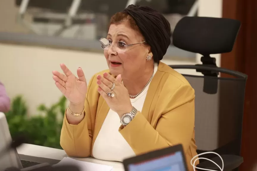 نائب وزير الصحة تعقد اجتماعًا لمناقشة تنفيذ الخطة العاجلة للسكان والتنمية