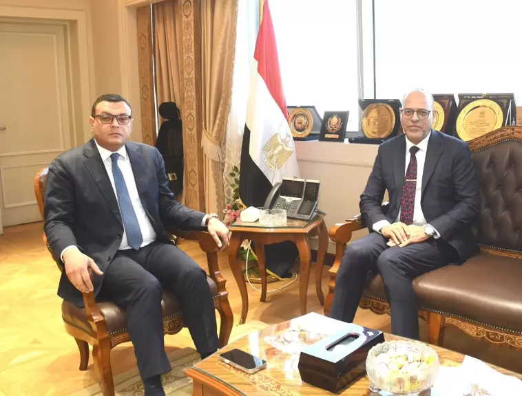 وزير الإسكان