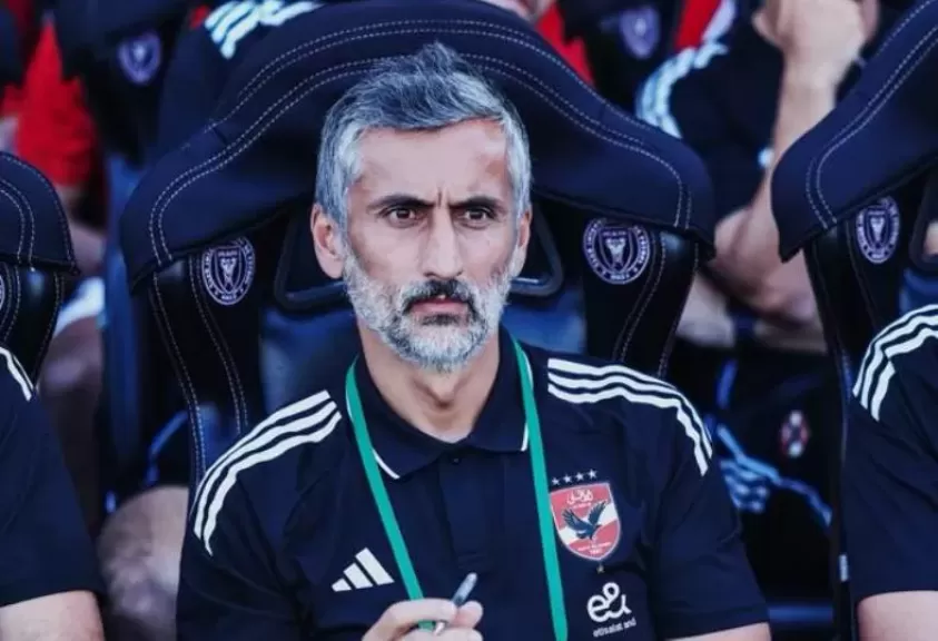 خوسيه ريبيرو: أحاول تغيير طريقة الأهلي التكتيكية.. وهدفي الاختراق من العمق