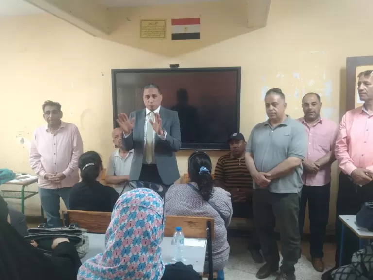 مدير «تعليم الجيزة» يتابع الاستعدادات الميدانية: لجان المحافظة جاهزة لامتحانات الثانوية العامة