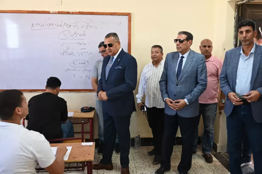 خالد مبارك يتفقد لجان إمتحانات الثانوية العامة بشرم الشيخ ويتابع توفير بيئة آمنة ومريحة للطلاب