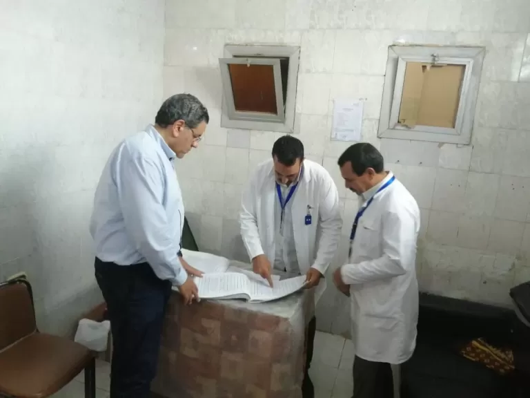 في زيارة مسائية مفاجئة.. وكيل صحة المنوفية يحيل المتغيبين عن النوبتجية بمستشفى زاوية الناعورة للتحقيق