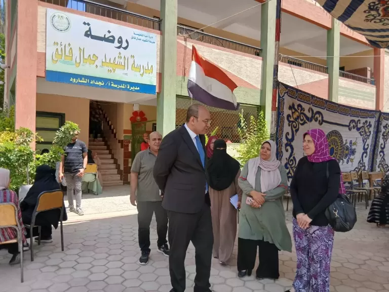 وكيل صحة الدقهلية يتفقد “من بدري أمان” بمدرسة الشهيد جمال فائق بأجا