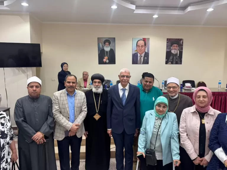رئيس جامعة المنوفية يشارك  في فعاليات الصالون الثقافي لبيت العائلة ويشيد  بدور رجال الدين في خدمة المجتمع