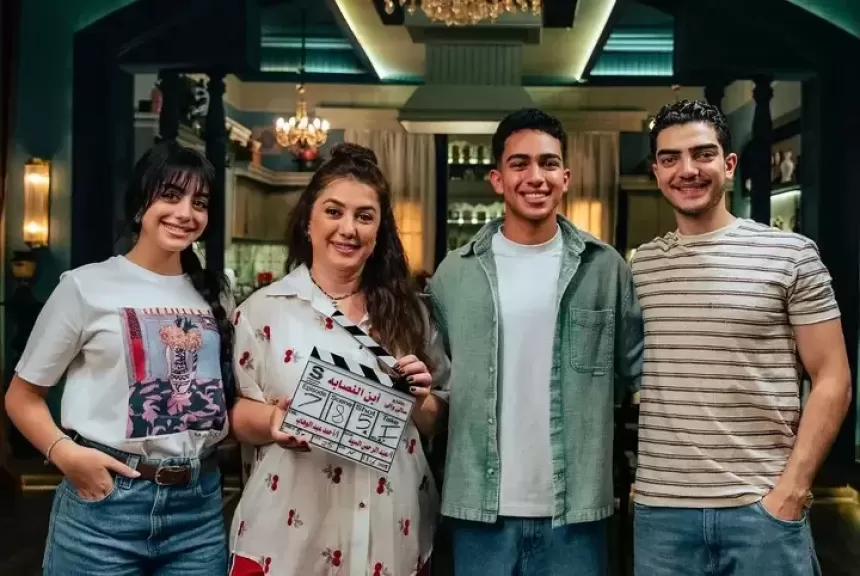بمجموعة صور.. معتز هشام يروج لأحدث أعمالة الدرامية ” أبن النصابة ”