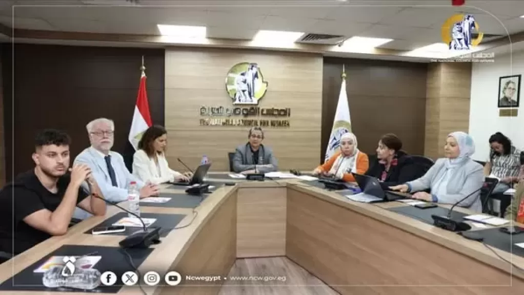 المستشارة أمل عمار تستقبل وفد من الجامعة الأمريكية بمصر وجامعة جورج واشنطن بأمريكا