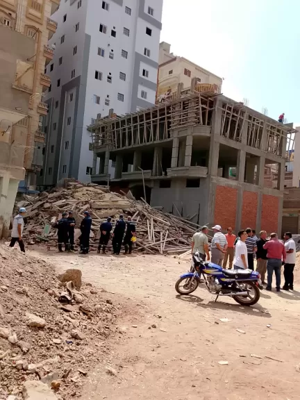 إصابة شخصان إثر انهيار منزل بدكرنس
