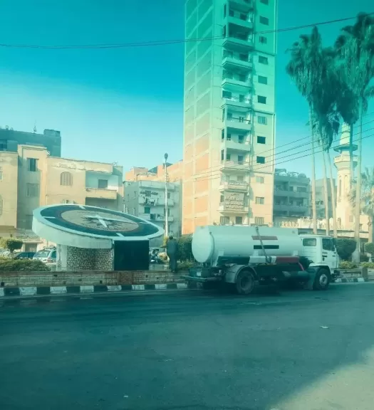 محافظ الغربية يتابع مشروعات تغطية المصارف وحملات النظافة لإعادة الوجه الحضاري لعروس الدلتا