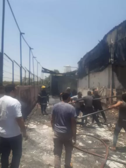 انتداب المعمل الجنائى لفحص حريق مخزن دعاية وإعلان بالعبور