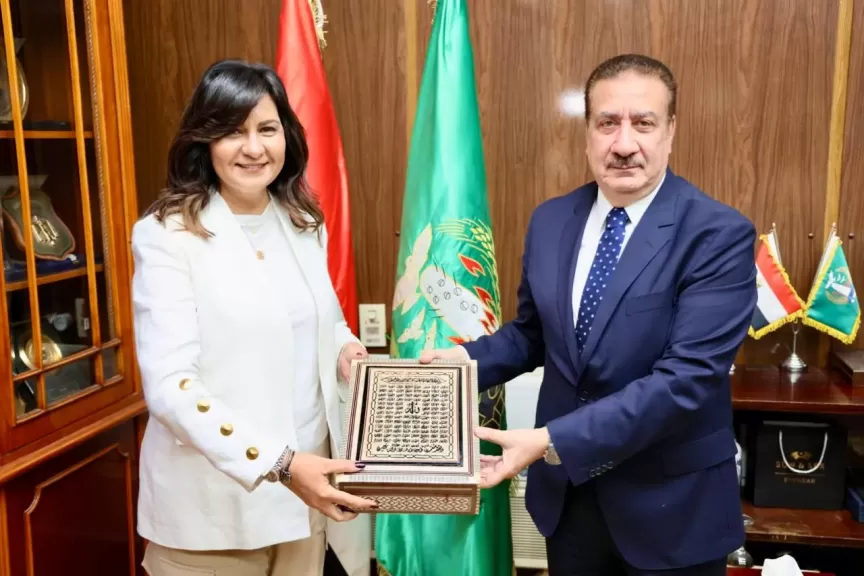 محافظ المنوفية يستقبل السفيرة نبيلة مكرم على هامش اطلاق القافلة التنموية الشاملة بالشهداء