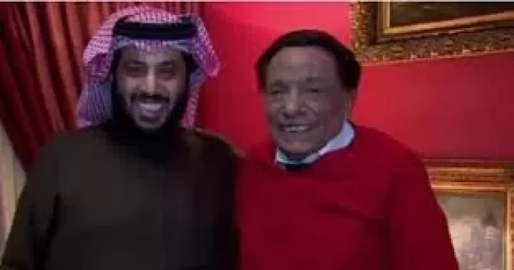 هل التُقطت فعلًا؟.. القصة الكاملة لصورة عادل إمام مع تركي آل الشيخ