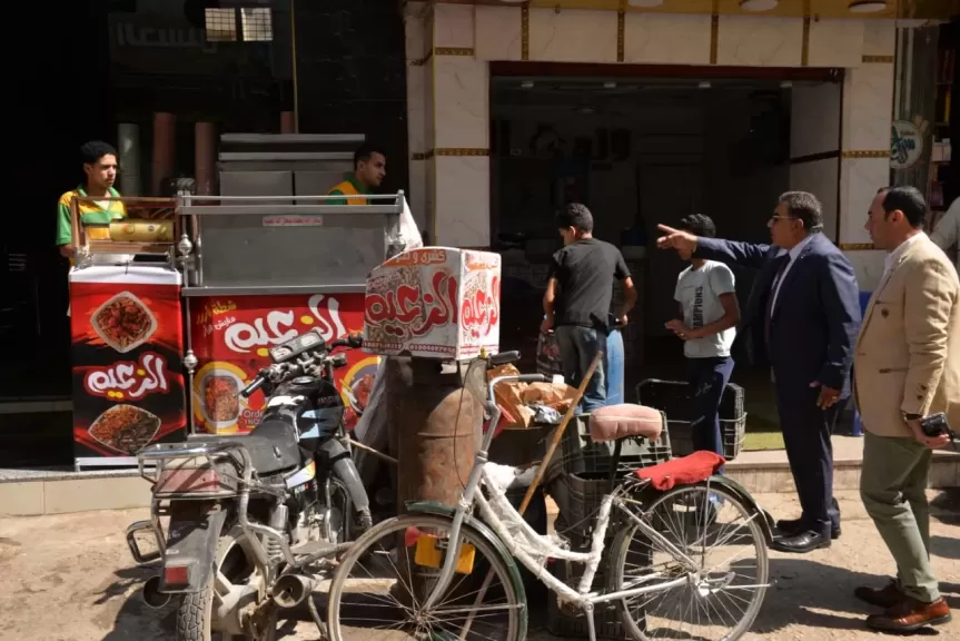 محافظ الدقهلية في جولة تفقدية مفاجئة بمدينة نبروه:رفع كافة الإشغالات