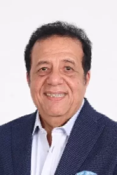 عاطف عبد اللطيف:  نحتاج لرفع كفاءة الكهرباء لتشغيل 9437 غرفة تحت الإنشاء بمرسى علم