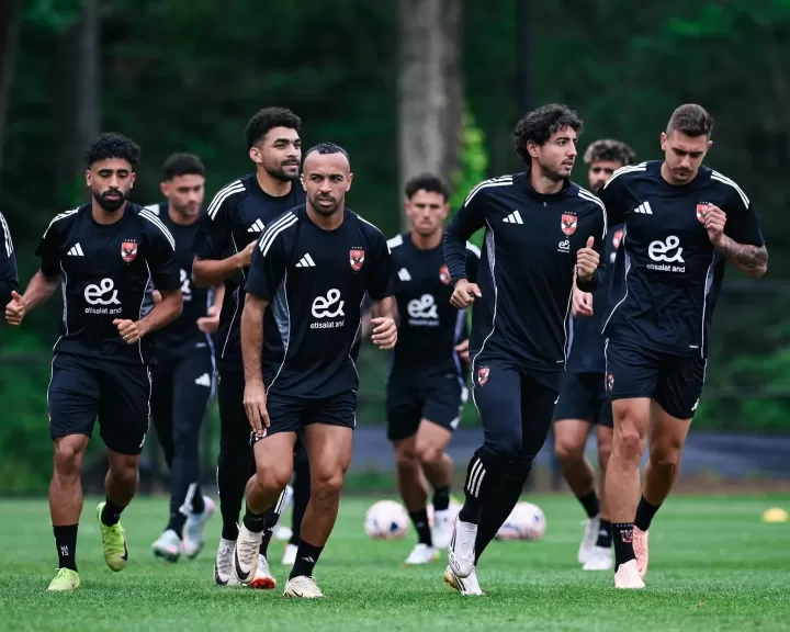 شوبير يكشف عن 3 أمور أربكت حسابات الأهلي قبل مواجهة بالميراس