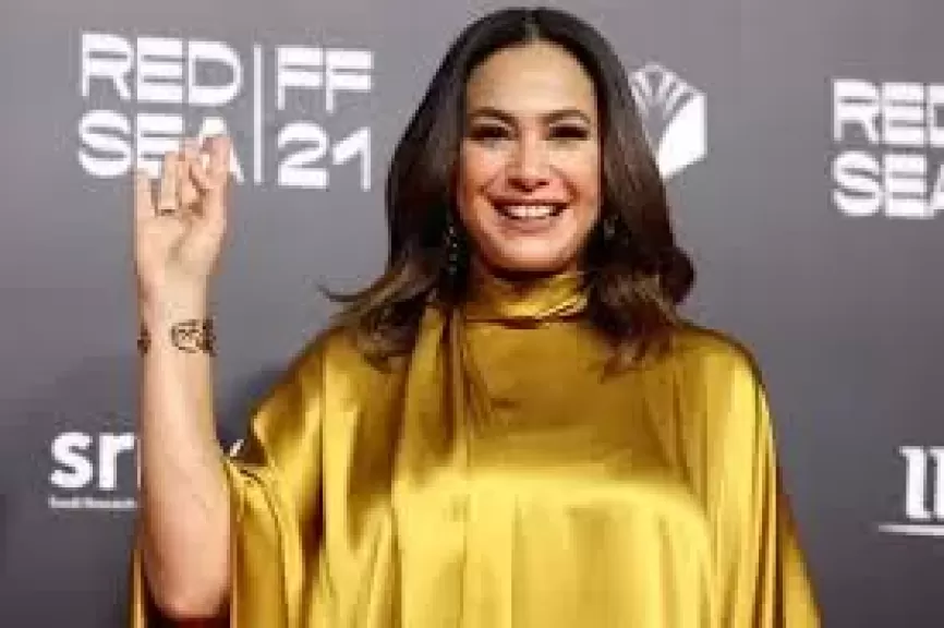 سحب الجنسية وفصل من النقابة.. أبرز الشائعات التى واجهتها ”هند صبري” بعد أزمة قافلة الصمود