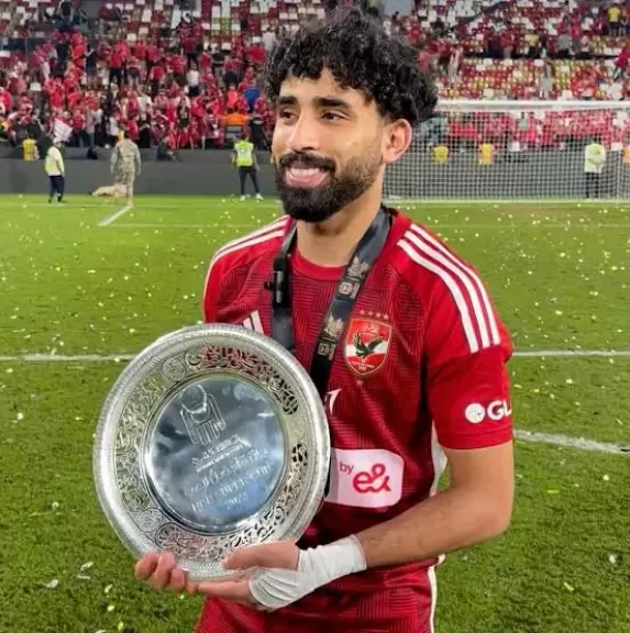 مروان عطية يغيب عن مباراة بورتو فى الجولة الثالثة لتراكم الانذارات