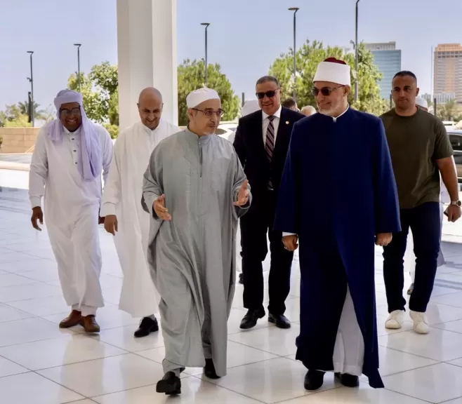 خلال زيارة فضيلته لجامع الجزائر الكبير ..مفتي الجمهورية يؤكد: القرآن الكريم صاغ منظومة متكاملة لبناء الإنسان في فكره ووعيه ومسؤوليته