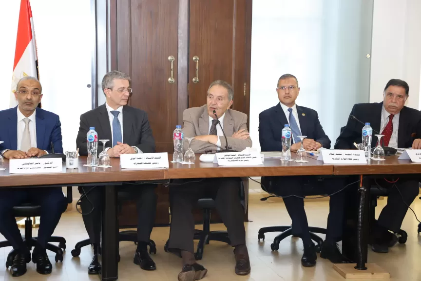 ”غرفة الإسكندرية” تحتفل بتخريج الدفعة الأولى من المستخلصين الجمركيين