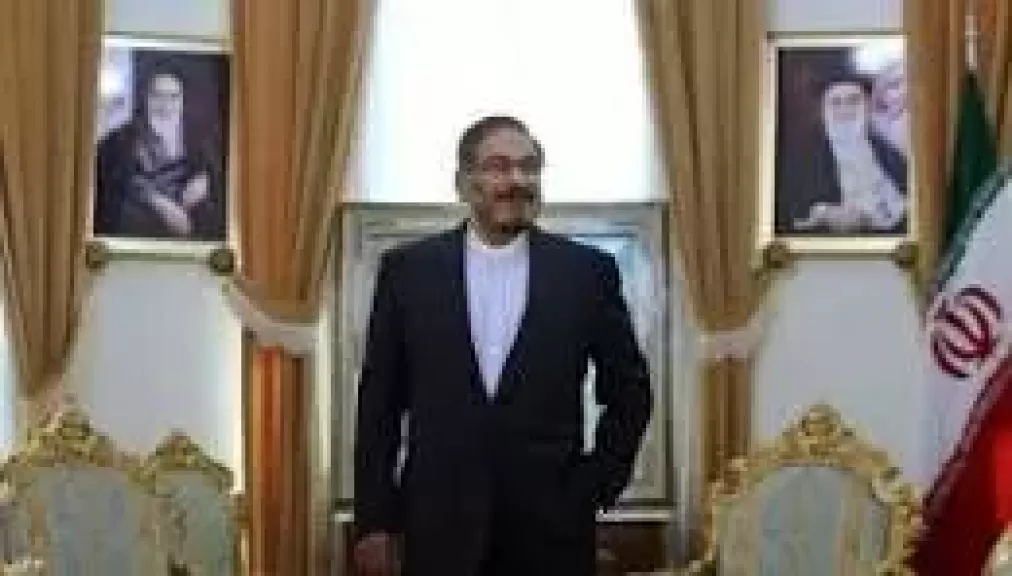شمخاني مستشار خامنئي: حتى لو افترضنا تدمير المواقع النووية فإن اللعبة لم تنته.. المفاجآت مستمرة