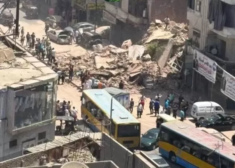 بعد عقار الحدائق،، انهيار عقار مكون من 3 طوابق فى شبرا بالقاهرة