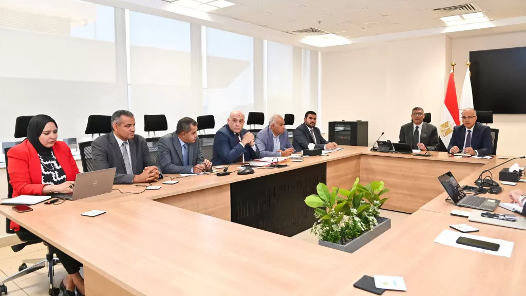 الري:  التنسيق مع محافظة الجيزة  لتوفير مياه لإستخدامات المنطقة الصناعية بأبو رواش