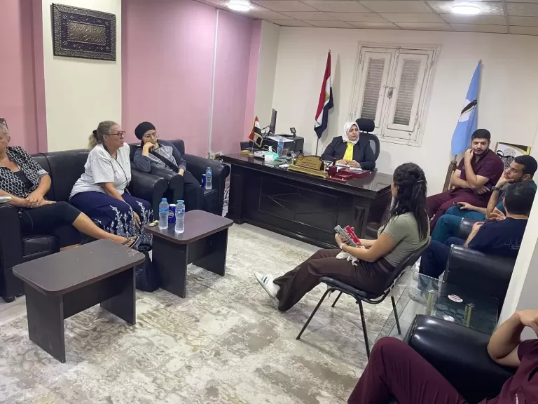 تعاون بين الطب البيطري ومراكز رعاية الحيوانات الأليفة بالبحر الأحمر