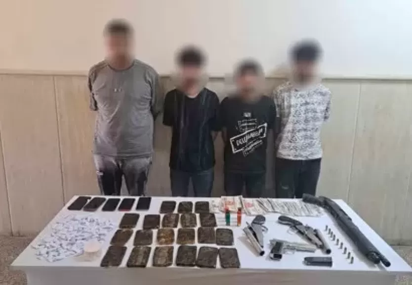 بـ«2 كيلو حشيش وهيروين وأسلحة نارية».. كمين مباحث ينهي علي تجار الكيف بالعبور