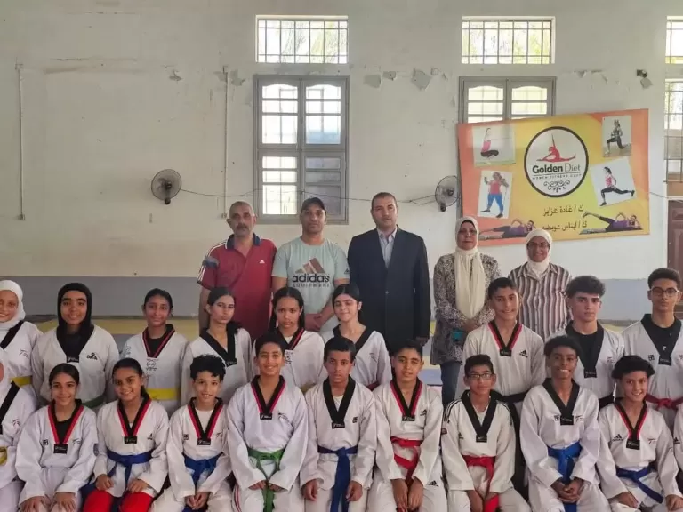 المدير الفني لمشروع القومي للموهبة والبطل الأولمبي يتفقد مركز تايكوندو أبناء السويس
