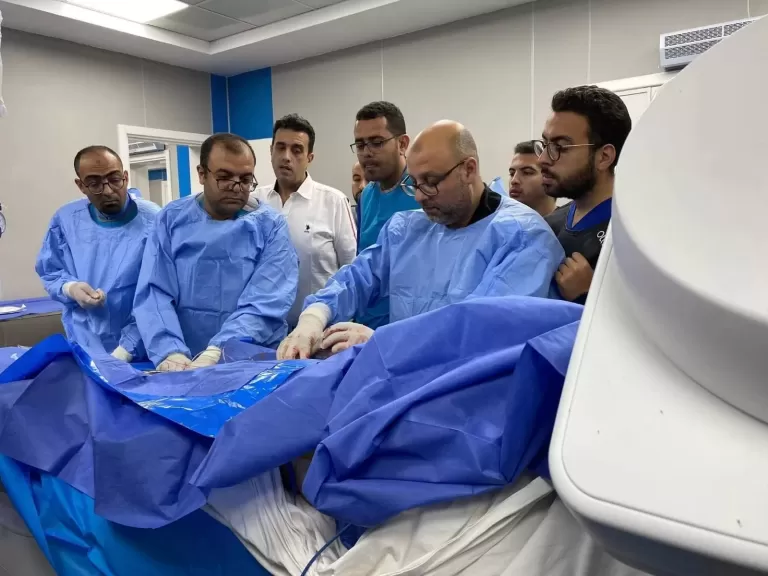 إنقاذ حياة مريضة مصابة بجلطة مخية حادة بتدخل دقيق وعاجل بمستشفيات جامعة المنوفية
