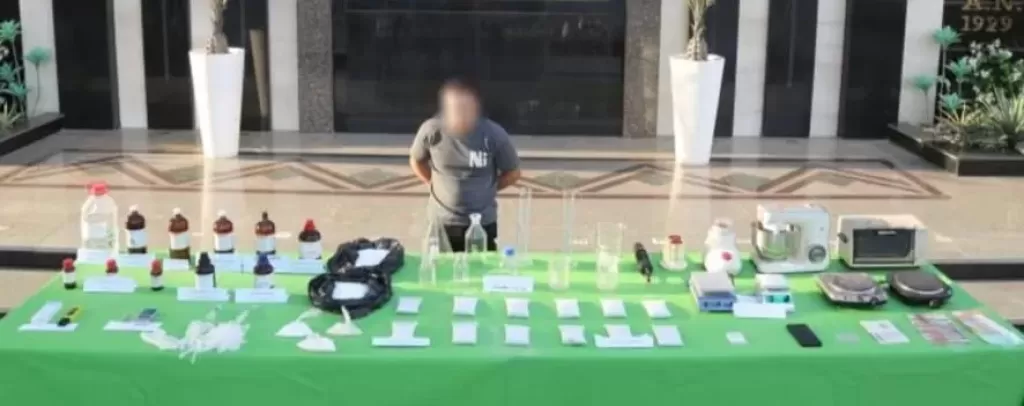 بحوزته 53 كيلو مواد مخدرة.. ضبط أخطر عنصر لتصنيع المخدرات بالقليوبية
