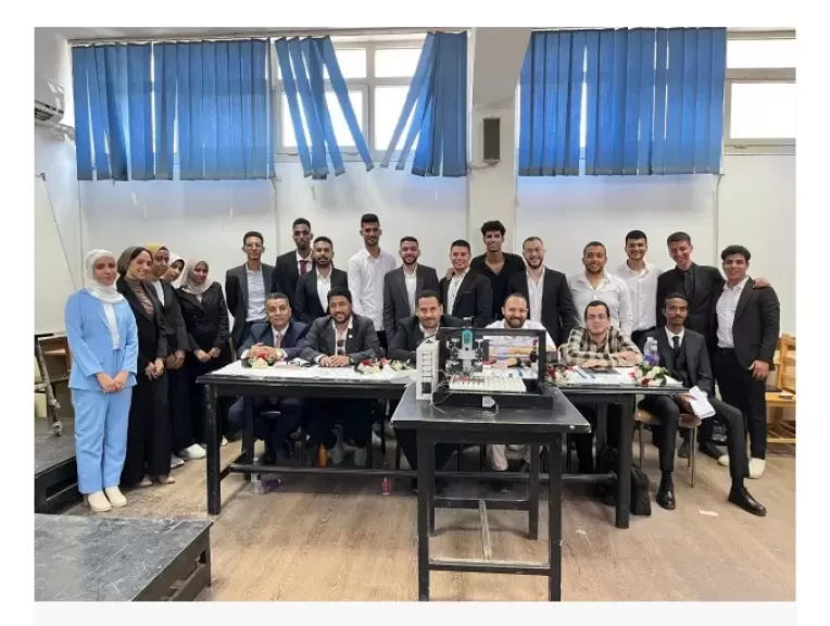 مشاريع طلابية متميزة في مجالات الميكاترونكس بجامعة حلوان التكنولوجية...صور