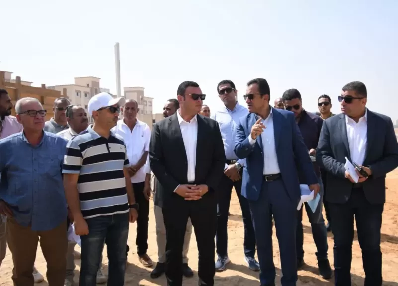 وزير الإسكان