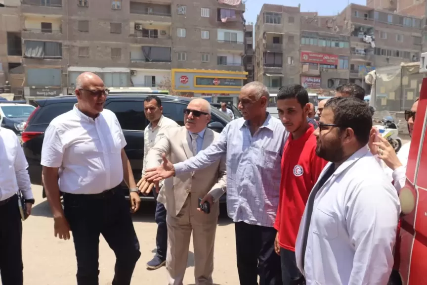 محافظ القليوبية يتفقد مركز الدم المتنقل بشارع 15 مايو بشرق شبرا الخيمة احتفالاً باليوم العالمي للمتبرعين بالدم