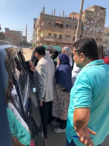 محافظ الدقهلية في جولة تفقدية صباحية بعدد من قرى مركز المنصورة
