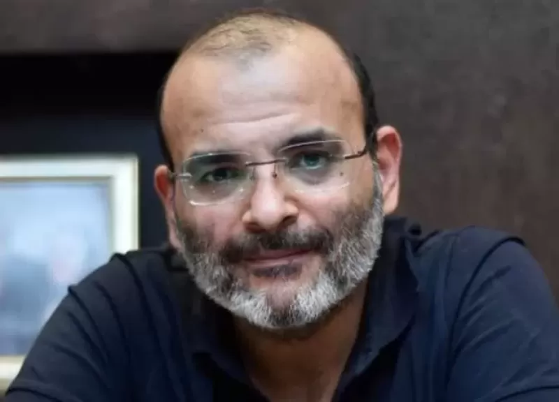 مفيش مطرب ولا ملحن!.. أيمن بهجت قمر يطلق أغنية كاملة بـ الذكاء الاصطناعي