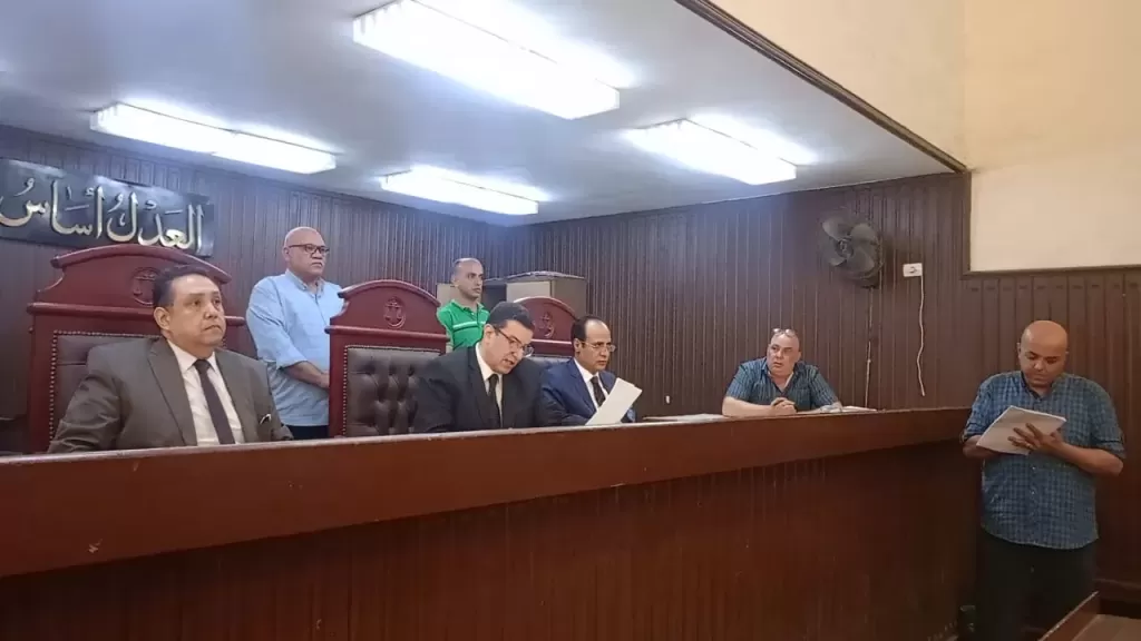 تجارة المواد المخدرة تقود عامل للسجن المؤبد بالعبور