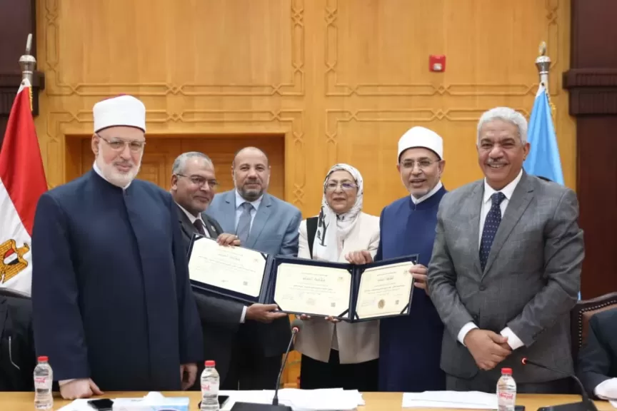 مجلس جامعة الأزهر يهنئ الأمة الإسلامية بذكرى الهجرة النبوية.. ويقدم العزاء لأهالي فتيات السنابسة