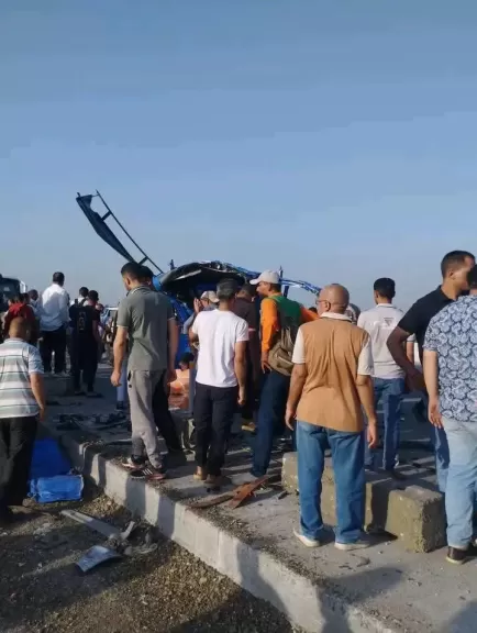 بينهم طفل.. إصابة 8 أشخاص في حادث تصادم على الطريق الإقليمي بالمنوفية