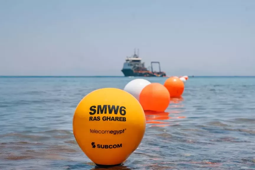 «المصرية للاتصالات» تنتهي من عمليات الإنزال ومسارات العبور الخاصة بالكابل البحري SEA-ME-WE-6 في مصر